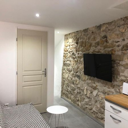 Les Olives Wifi Netflix Appart-hotel-Provence La Fare-les-Oliviers Extérieur photo