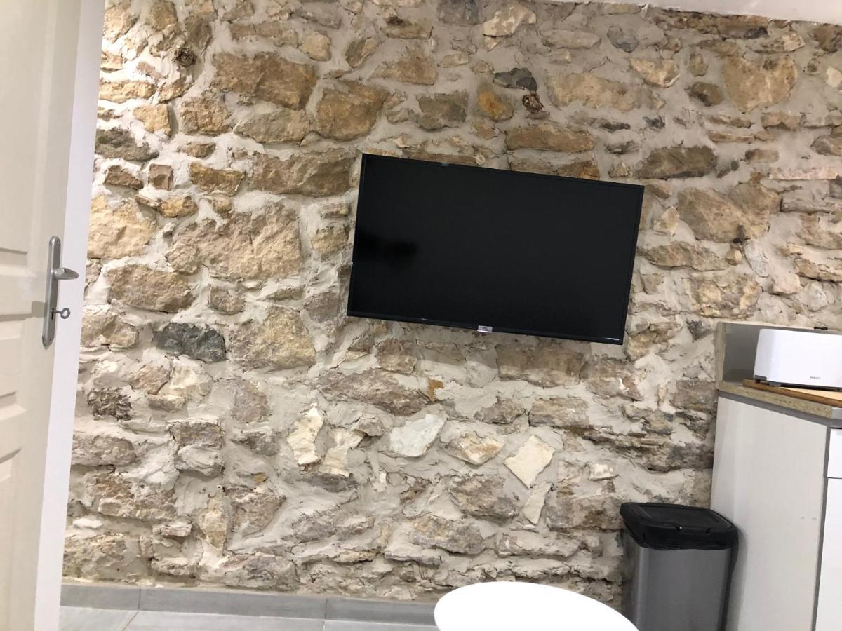 Les Olives Wifi Netflix Appart-hotel-Provence La Fare-les-Oliviers Extérieur photo